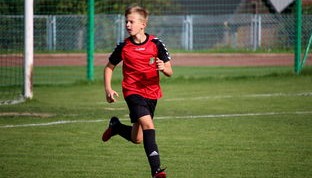 开云app下载-球员心理状态是否影响战术执行精度，论运动员心理因素对排球比赛的影响